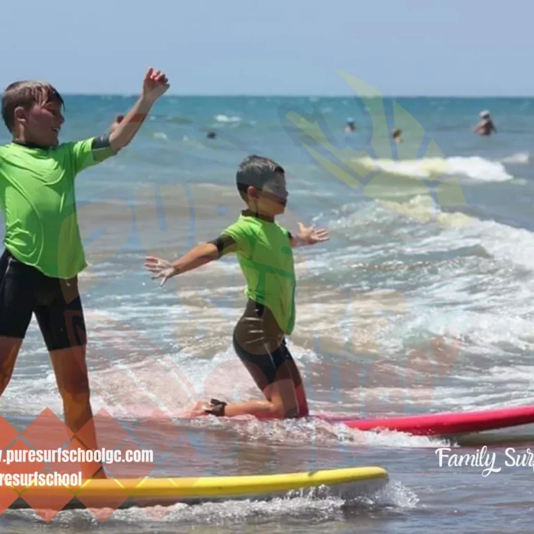 Family Lessons — Pure Surf School, playa de San Agustín