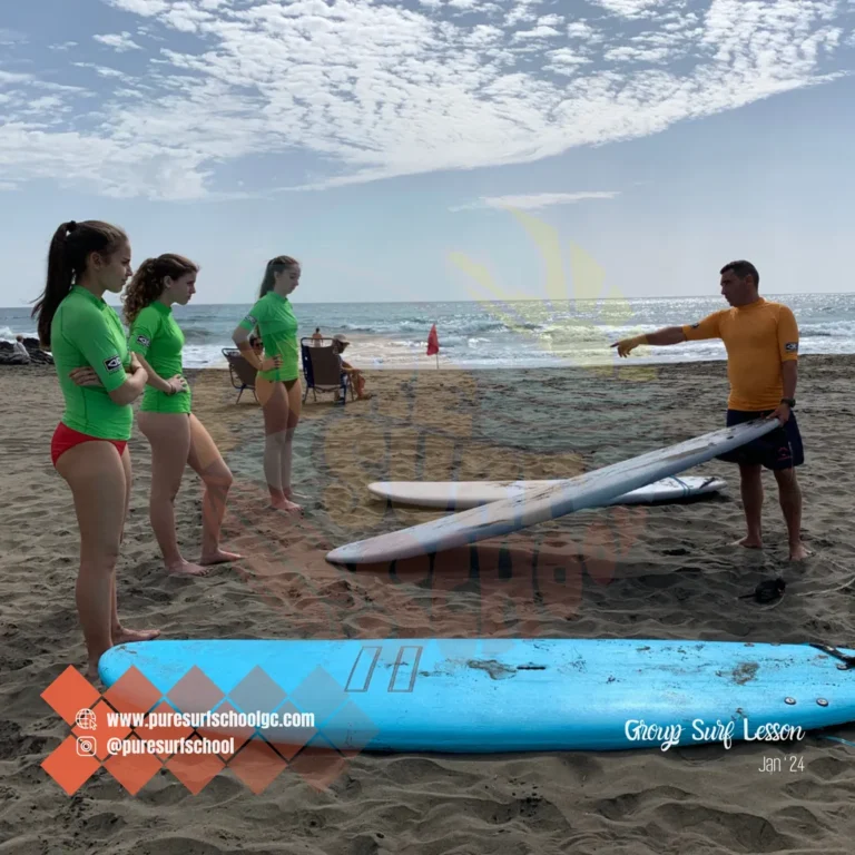 Family Lessons — Pure Surf School, playa de San Agustín